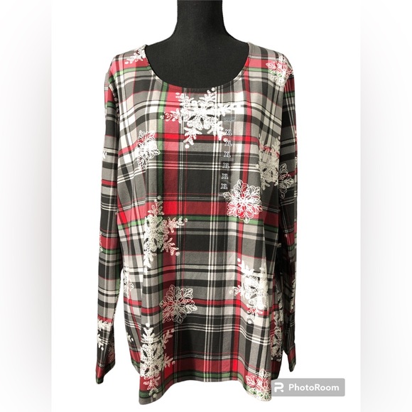 Kim Rogers Tops - Kim Rogers Plaid Scoop Long Sleeve Top New With Tags Snowflakes